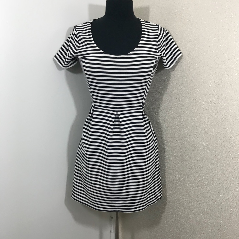 J. Crew black and White Striped Dress. Size 2.